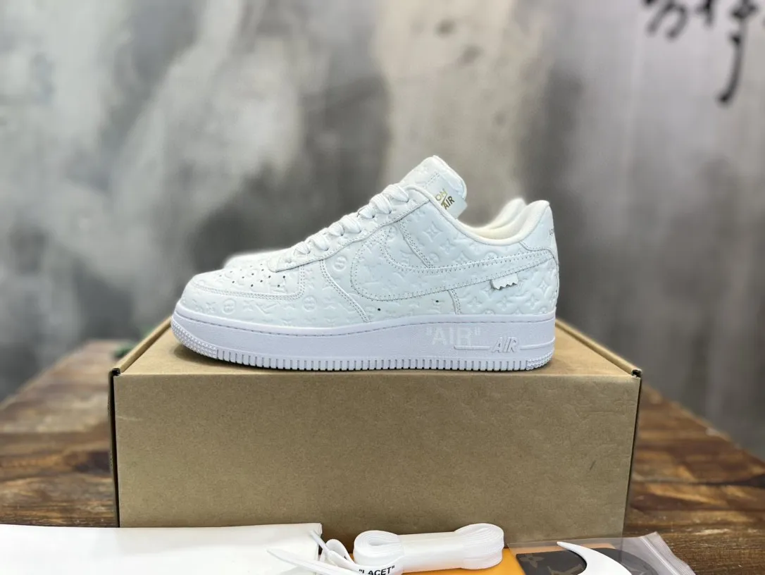 Louis Vuitton x Nike 